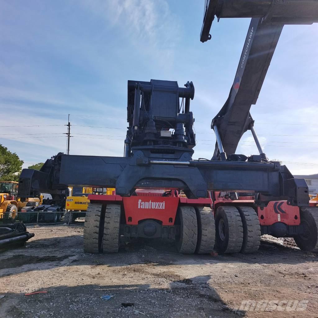 Fantuzzi CS 45 KM Překladače kontejnerů