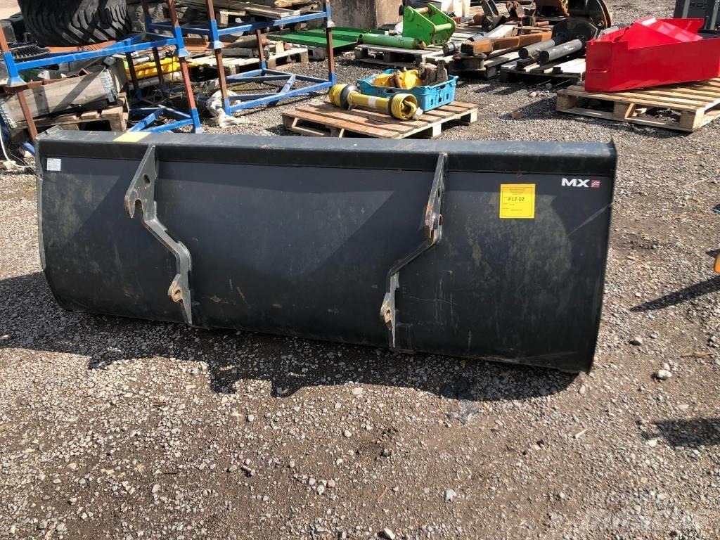MX 200 Bucket Příslušenství předního nakladače