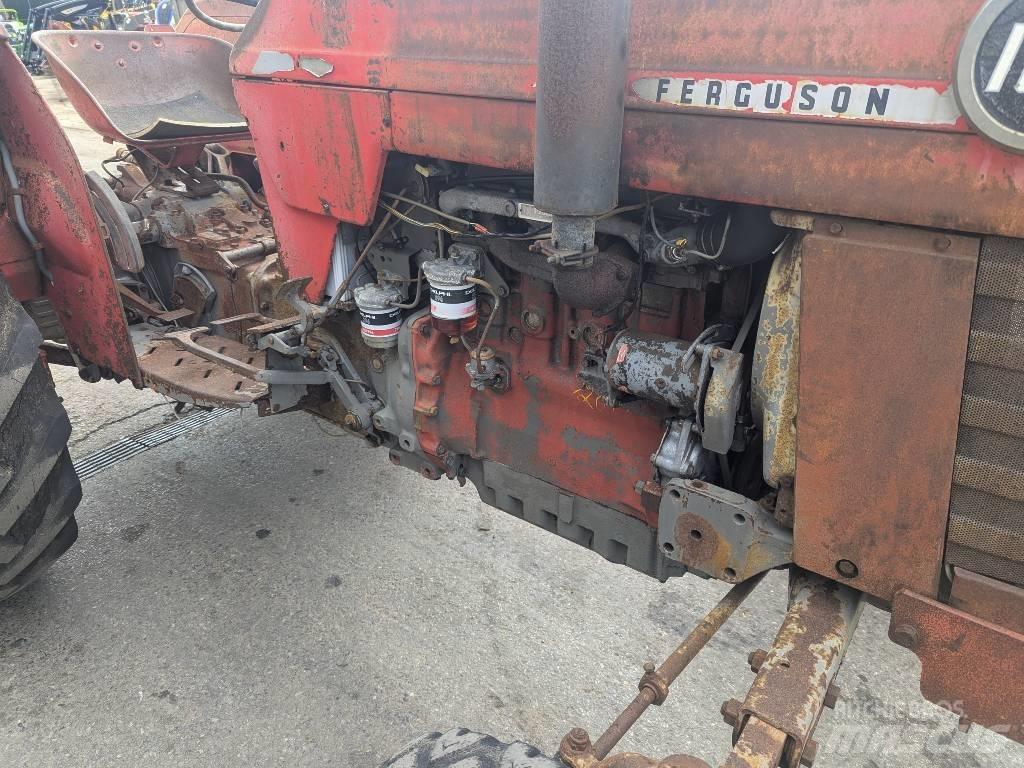 Massey Ferguson 165 Traktory
