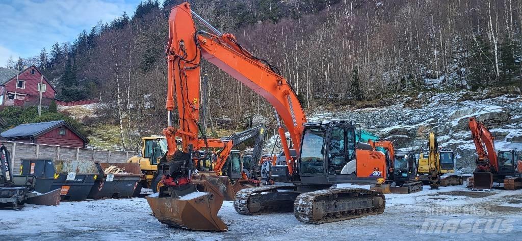 Hitachi ZX 210 LC-6 Pásová rýpadla