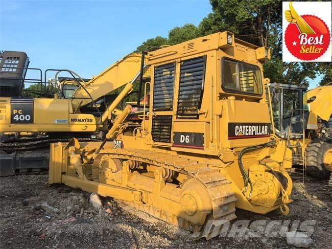 CAT D 6 D Pásové dozery