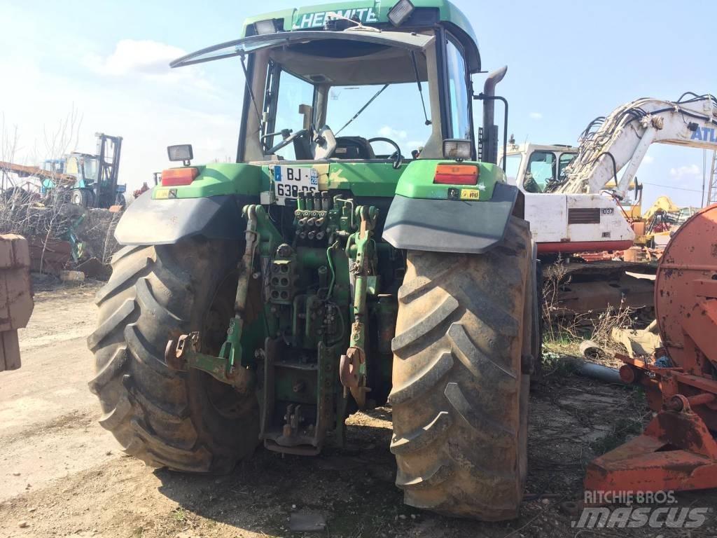 John Deere 7700 Traktory