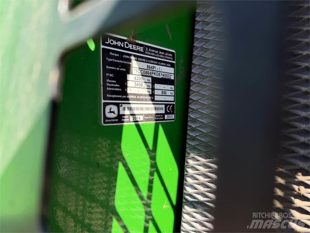 John Deere 864 Další