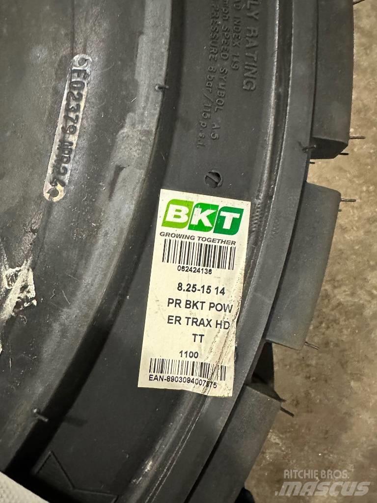  NYA Däck Truck Pneumatiky, kola a ráfky