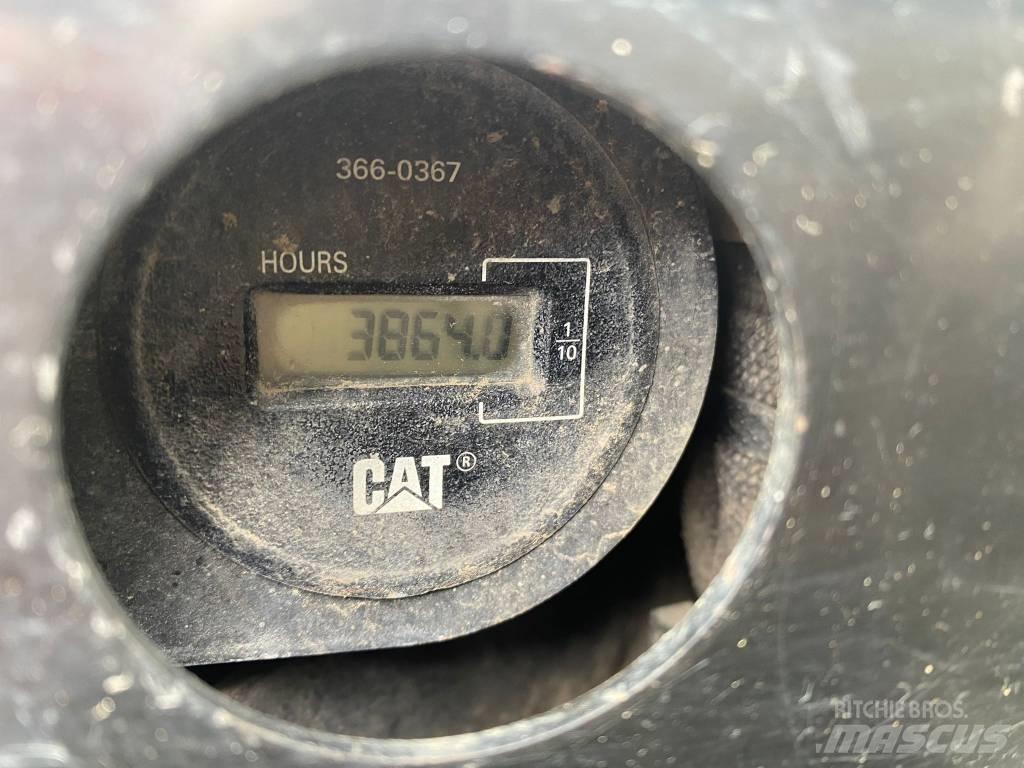 CAT 305 E Mini rýpadla < 7t