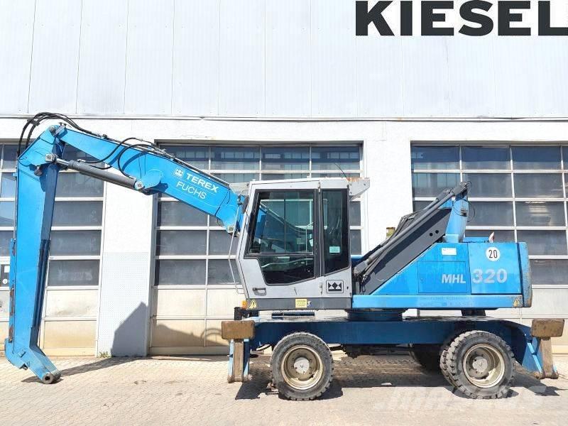 Fuchs MHL 320 D Stroje pro manipulaci s odpadem
