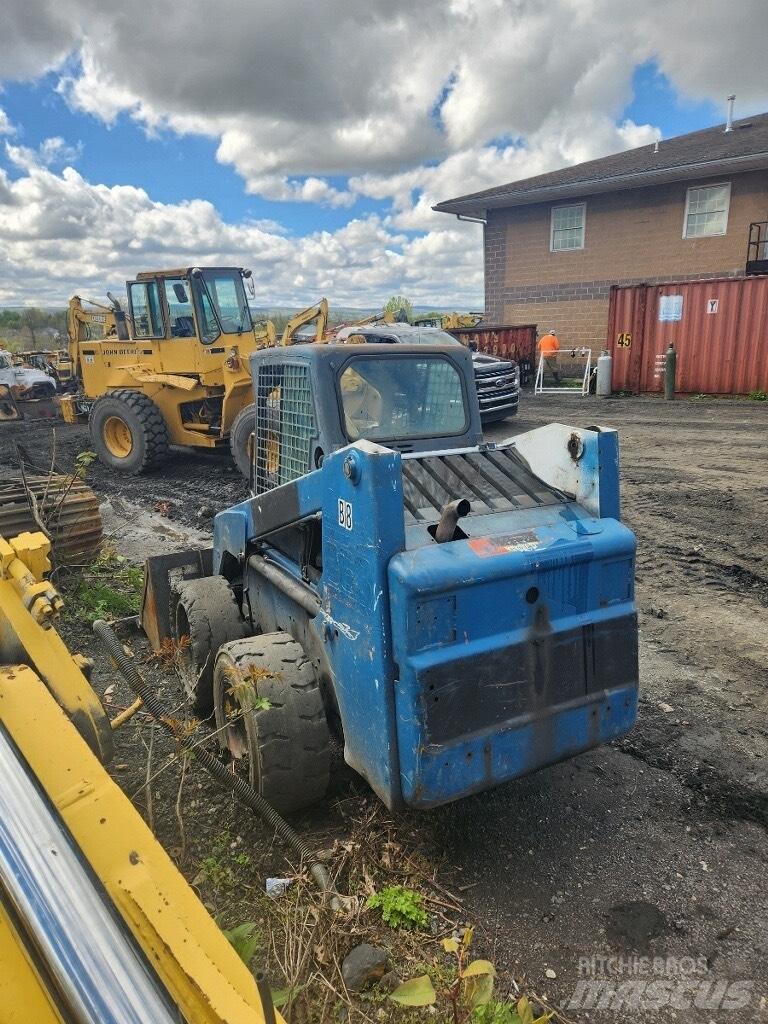 Bobcat 863 Smykem řízené nakladače