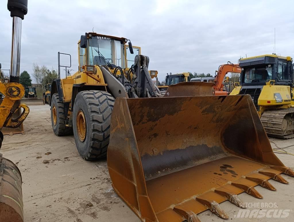 Volvo L 180 E Kolové nakladače