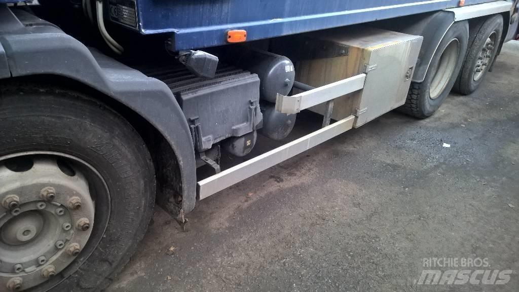Scania P340 P 6x2 Nákladní vozidlo bez nástavby
