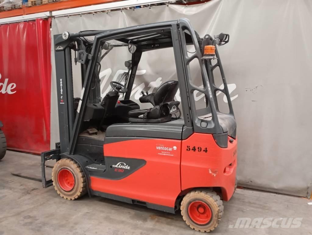 Linde E 30 Akumulátorové vozíky