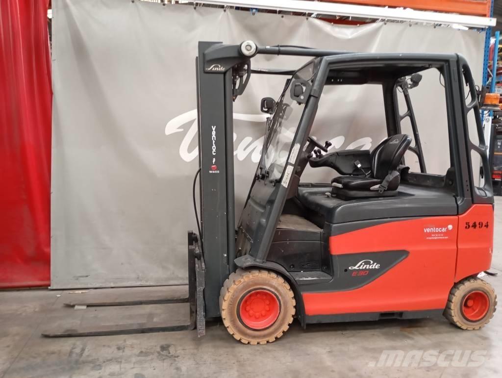 Linde E 30 Akumulátorové vozíky