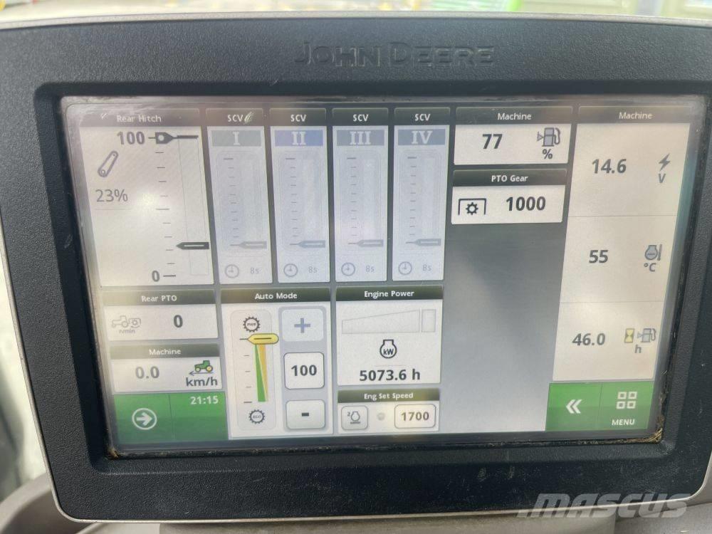 John Deere 6135R Traktory
