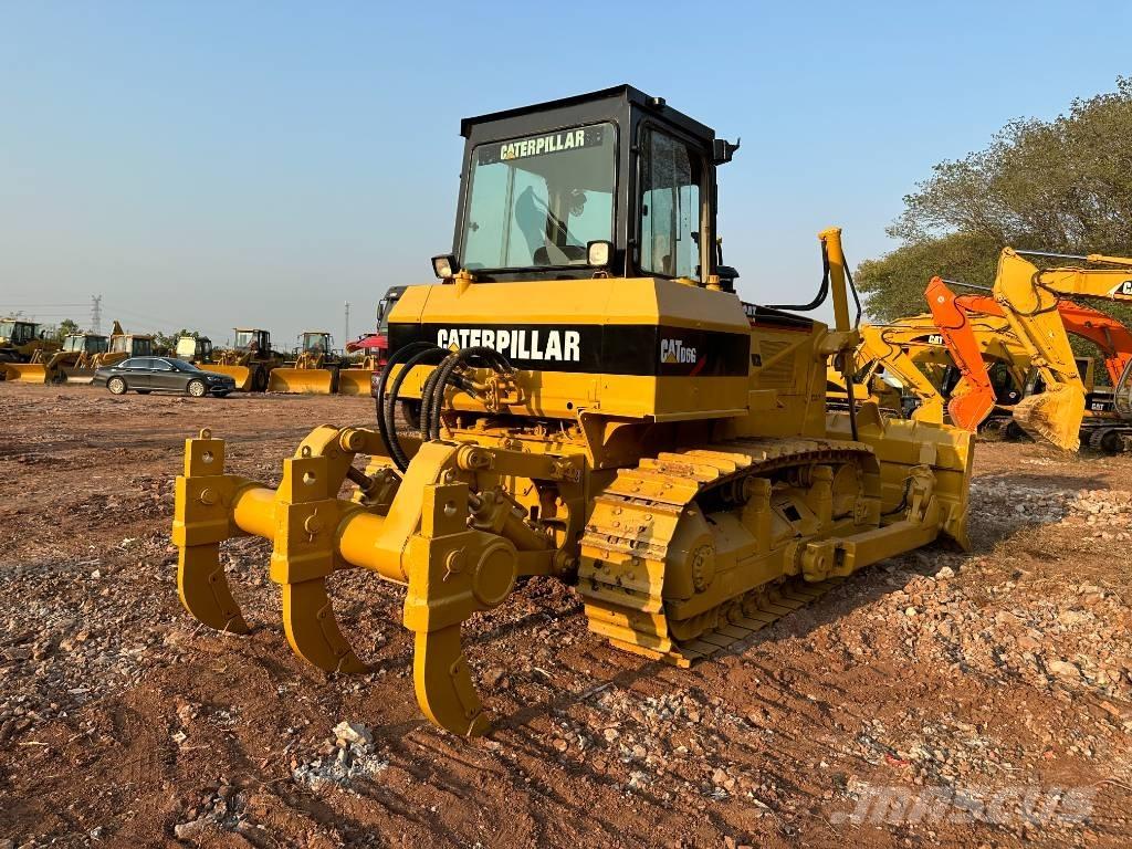CAT D6G Pásové dozery