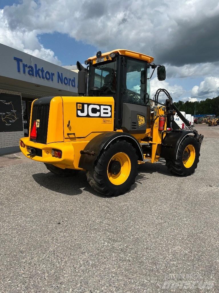 JCB 411 HT 6400 Tim Kolové nakladače