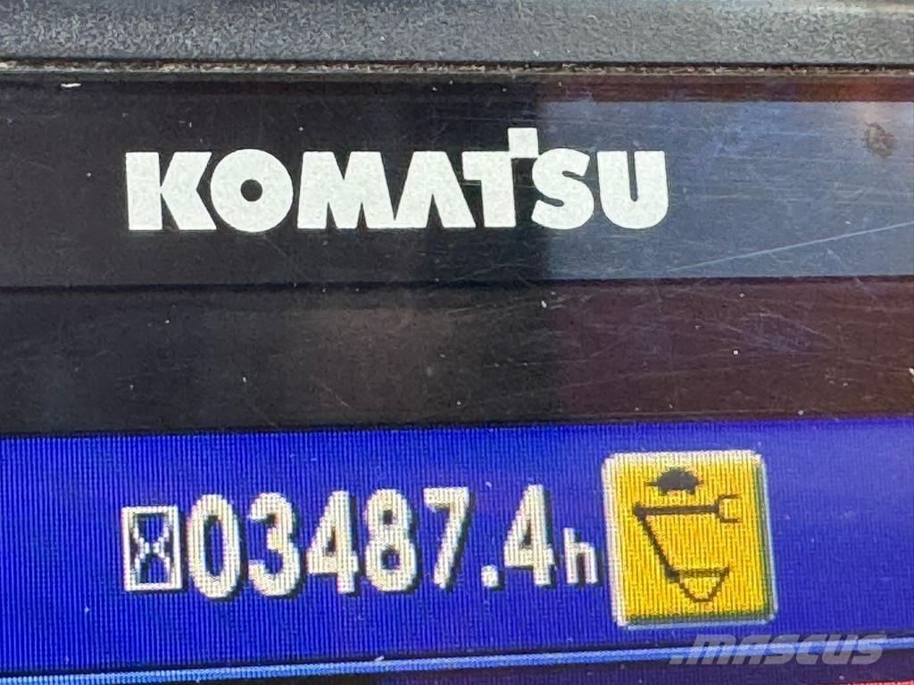 Komatsu PW180-11 Kolová rýpadla