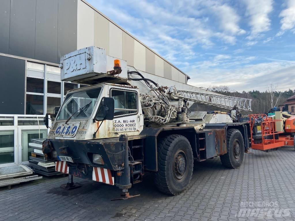 P&H OMEGA S20 Univerzální terénní jeřáby