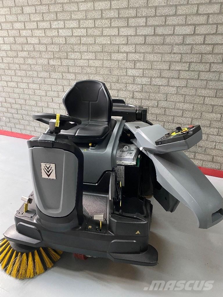 Kärcher KM 105/100 R Zametací stroje