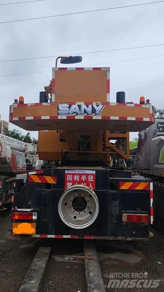 Sany STC600T6 Univerzální terénní jeřáby