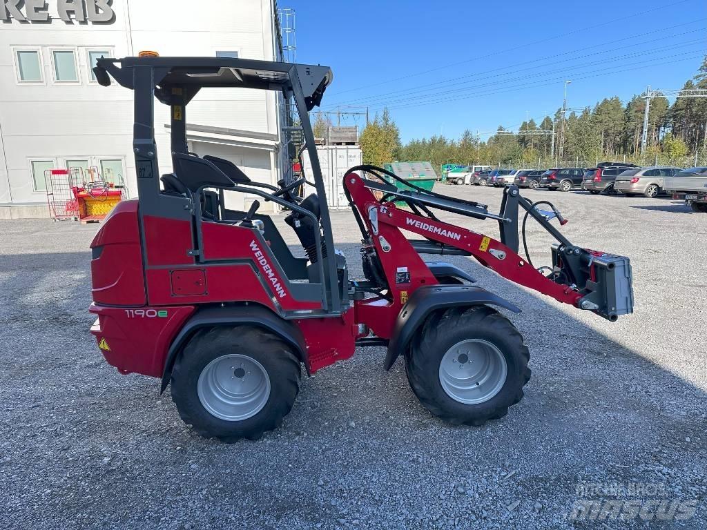 Weidemann 1190 e Smykem řízené nakladače