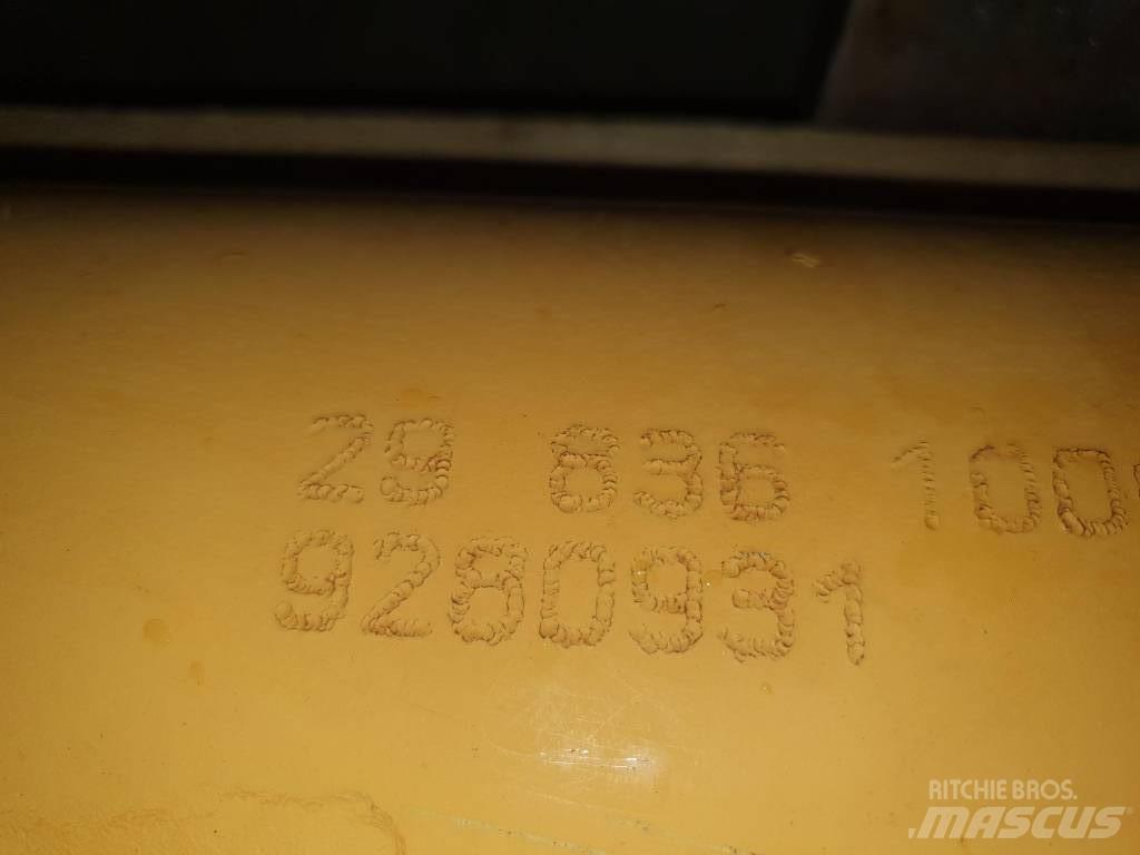 Liebherr R 904 C Hydraulika