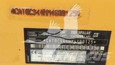CAT CS44 Tahačové válce