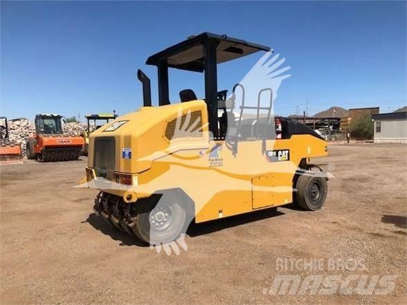 CAT CW16 Pneumatikové válce