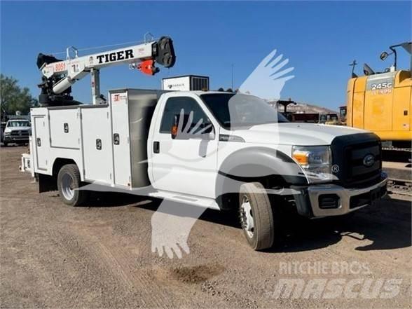Ford F550 Stavebnictví - ostatní