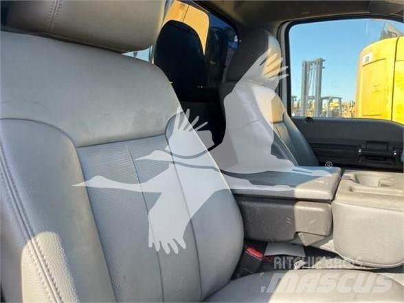 Ford F550 Stavebnictví - ostatní