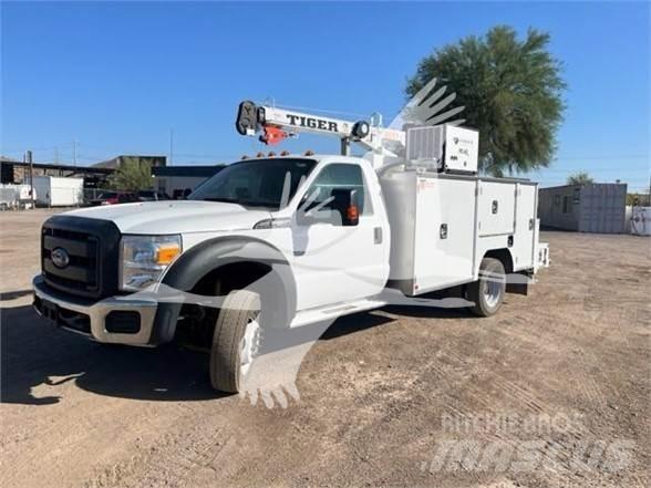 Ford F550 Stavebnictví - ostatní