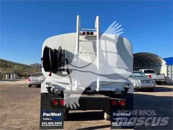 Ford F750 Cisternové vozy