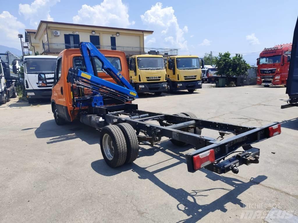 Iveco Daily 35-140 Autojeřáby, hydraulické ruky