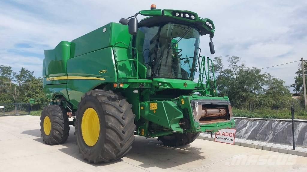 John Deere S770i Sklízecí mlátičky