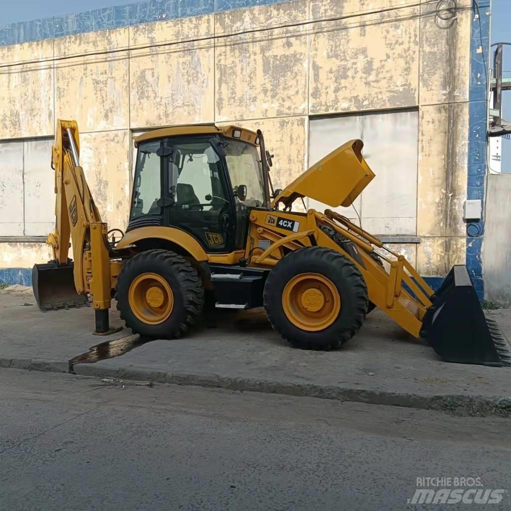 JCB 4CX Rýpadlo-nakladače