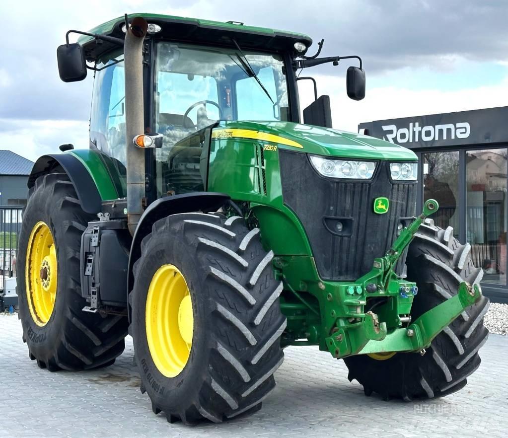 John Deere 7230 R Traktory