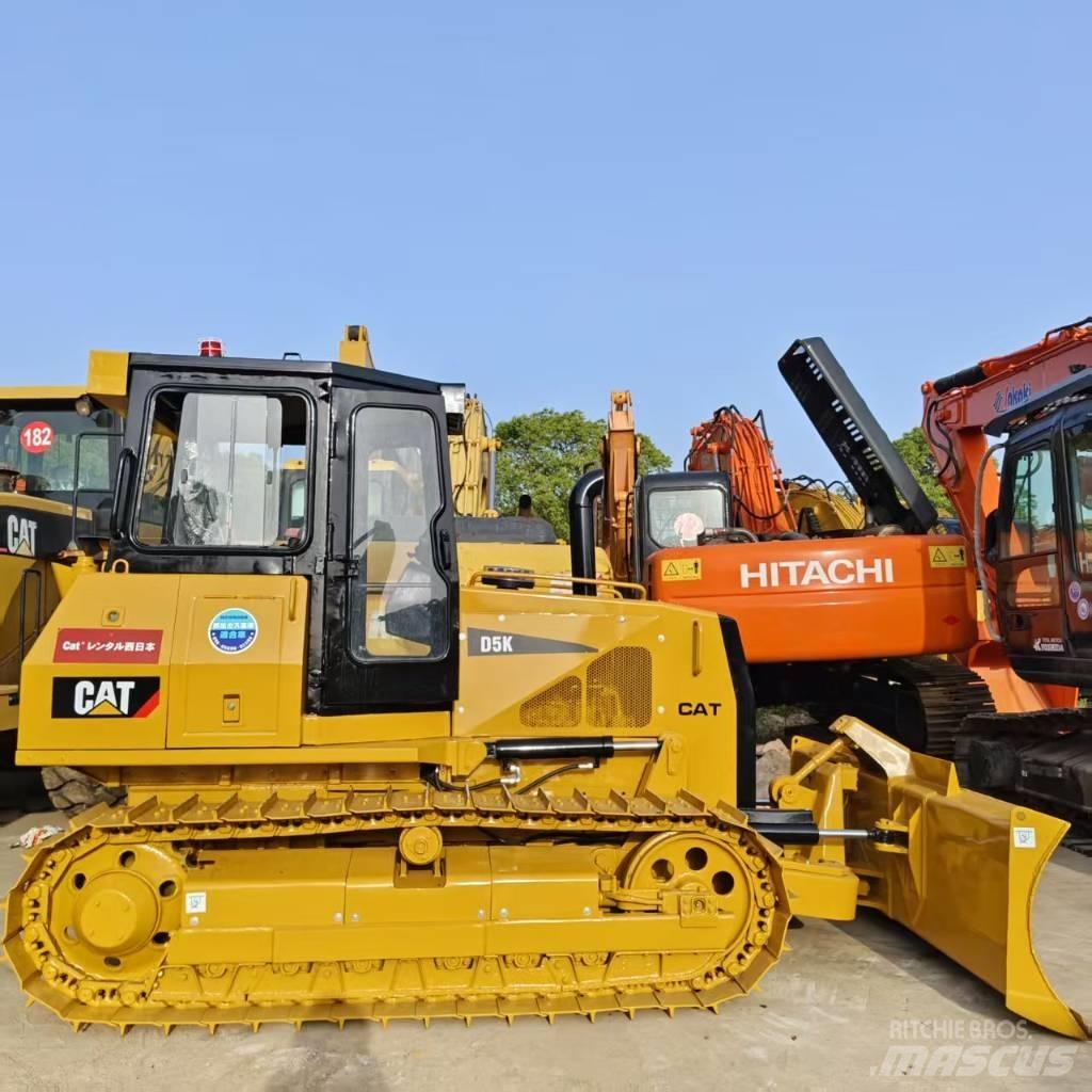 CAT D 5 K Pásové dozery