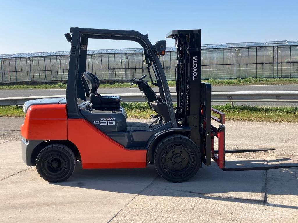 Toyota 52-8 FDF 30 Dieselové vozíky