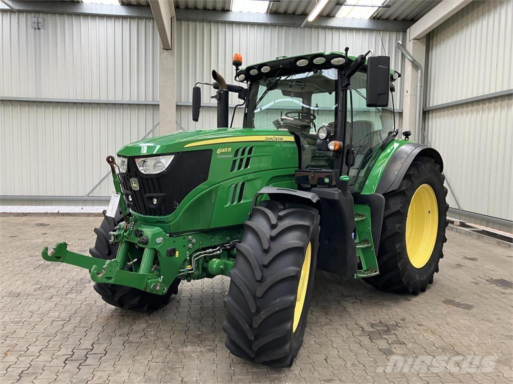 John Deere 6145R Traktory