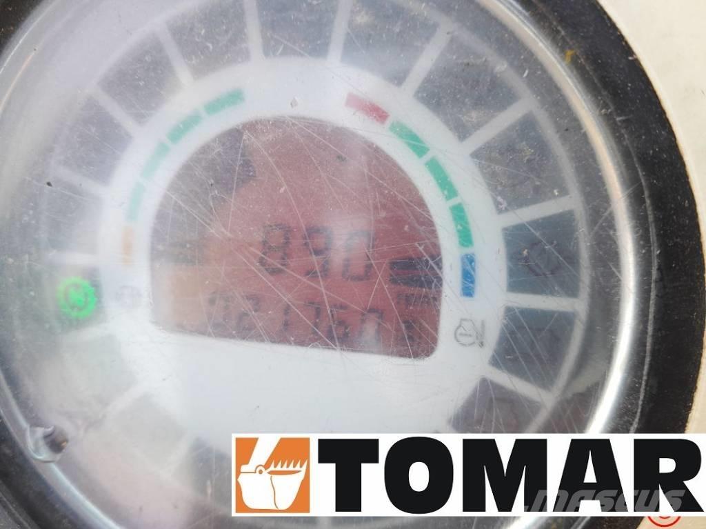 JCB 6 TST Vyklápěcí dempry