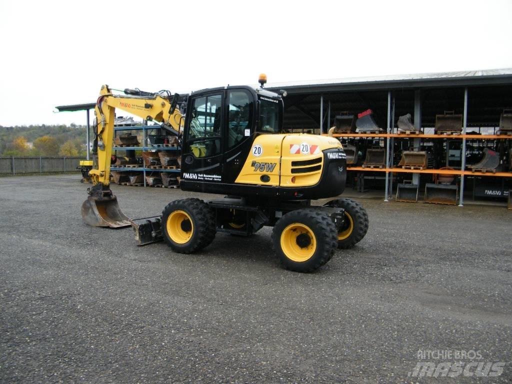 Yanmar B95W Kolová rýpadla