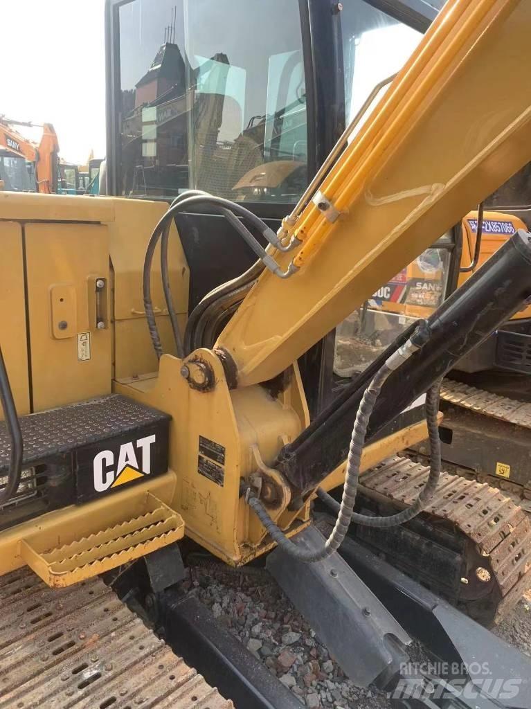 CAT 305.5e2 Pásová rýpadla