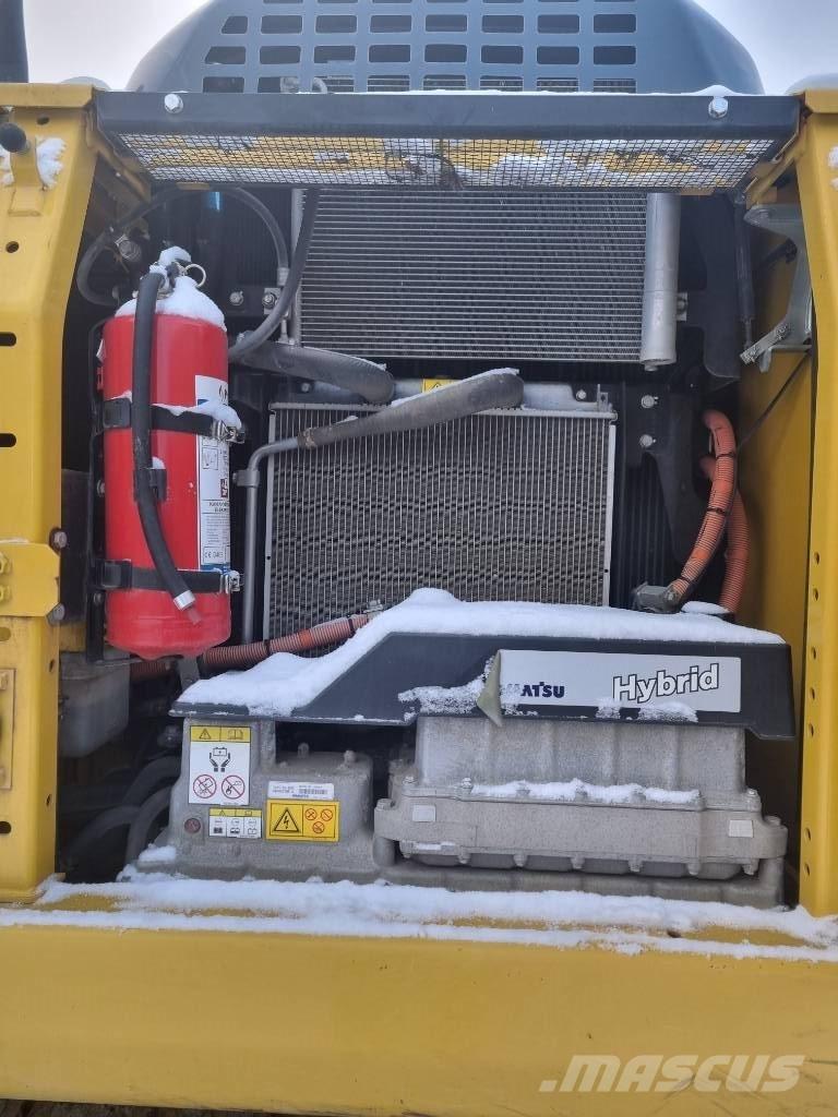 Komatsu HB 215 LC-2 Pásová rýpadla