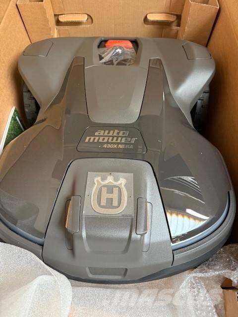 Husqvarna 430X Robotické sekačky