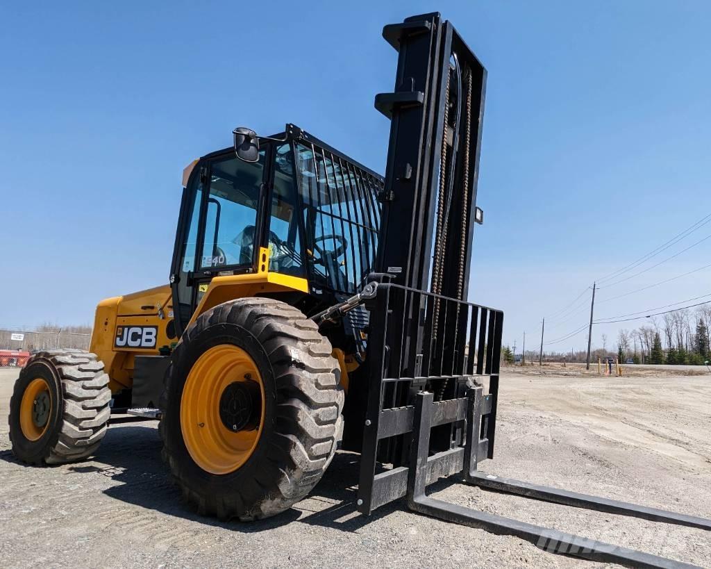 JCB 940 RTFL Terénní vysokozdvižné vozíky
