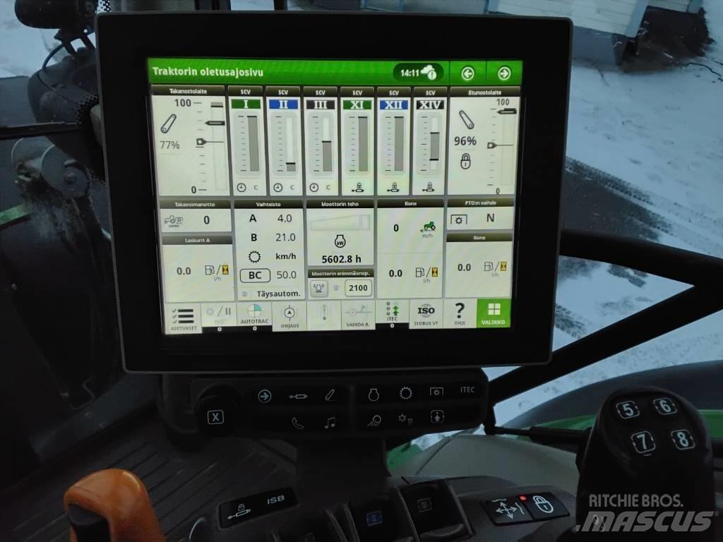 John Deere 6155 R Traktory