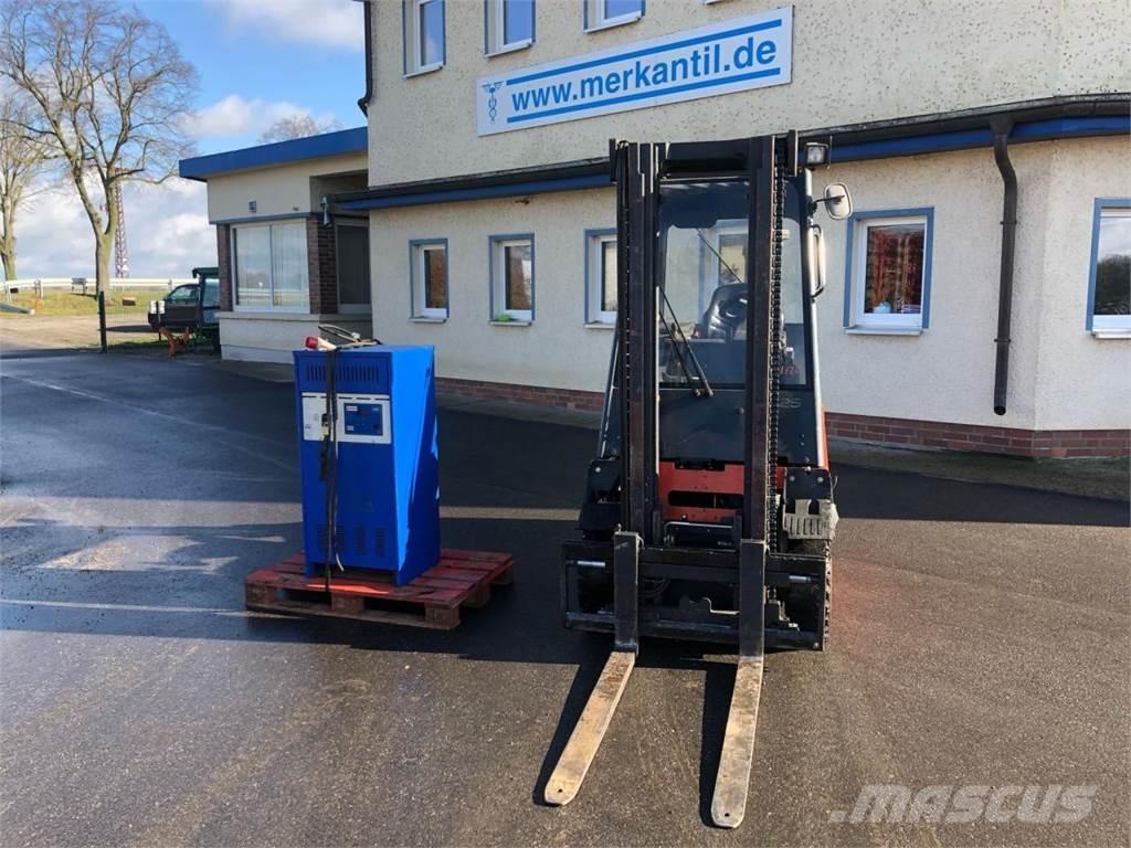 Linde E 25 Akumulátorové vozíky