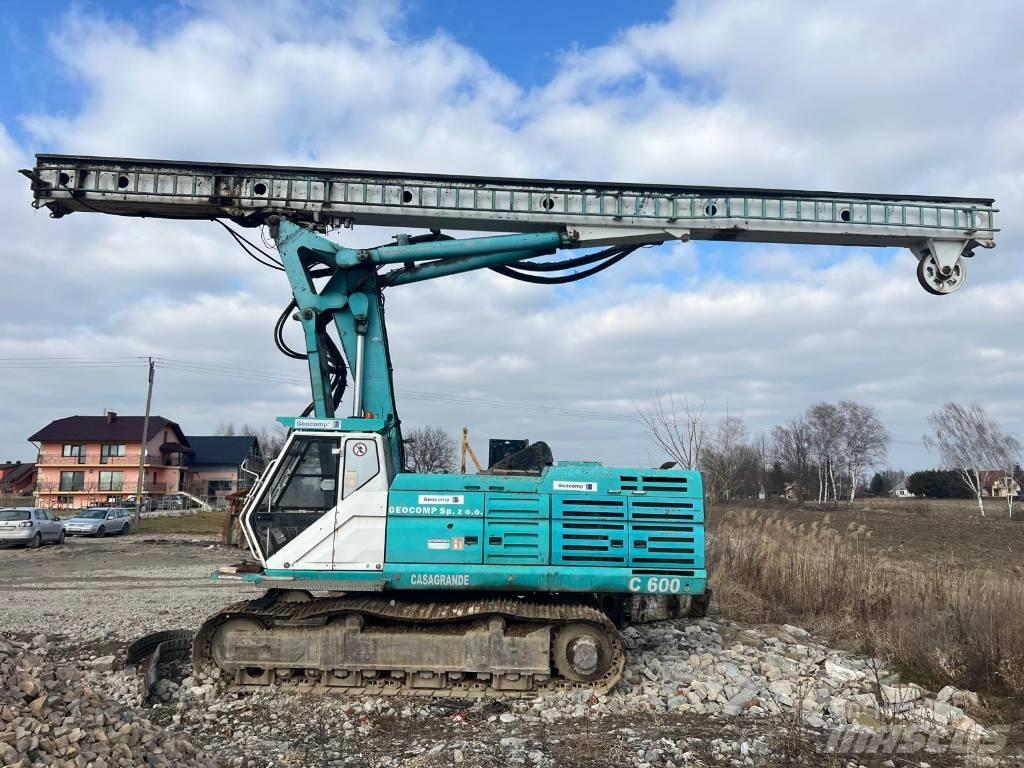 Casagrande C600 Pilířové jeřáby