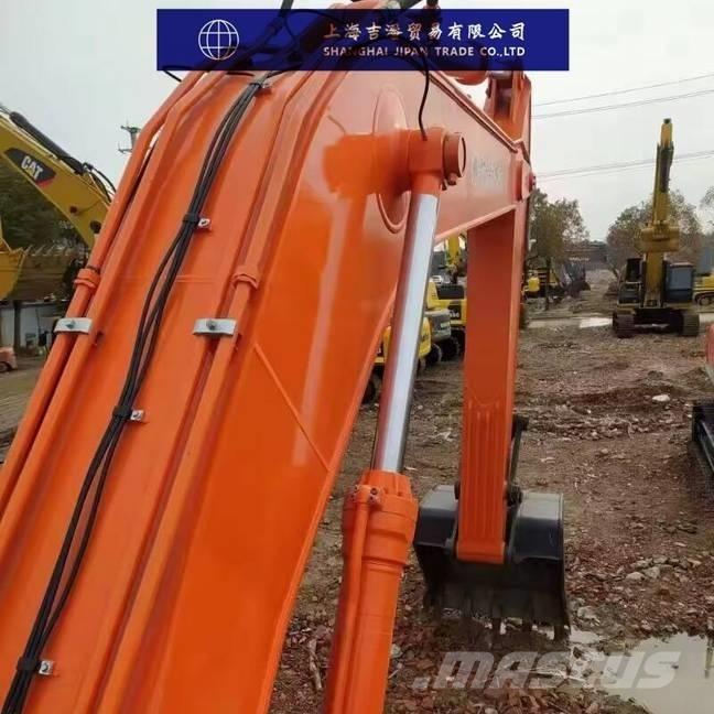 Hitachi ZX 350 Pásová rýpadla