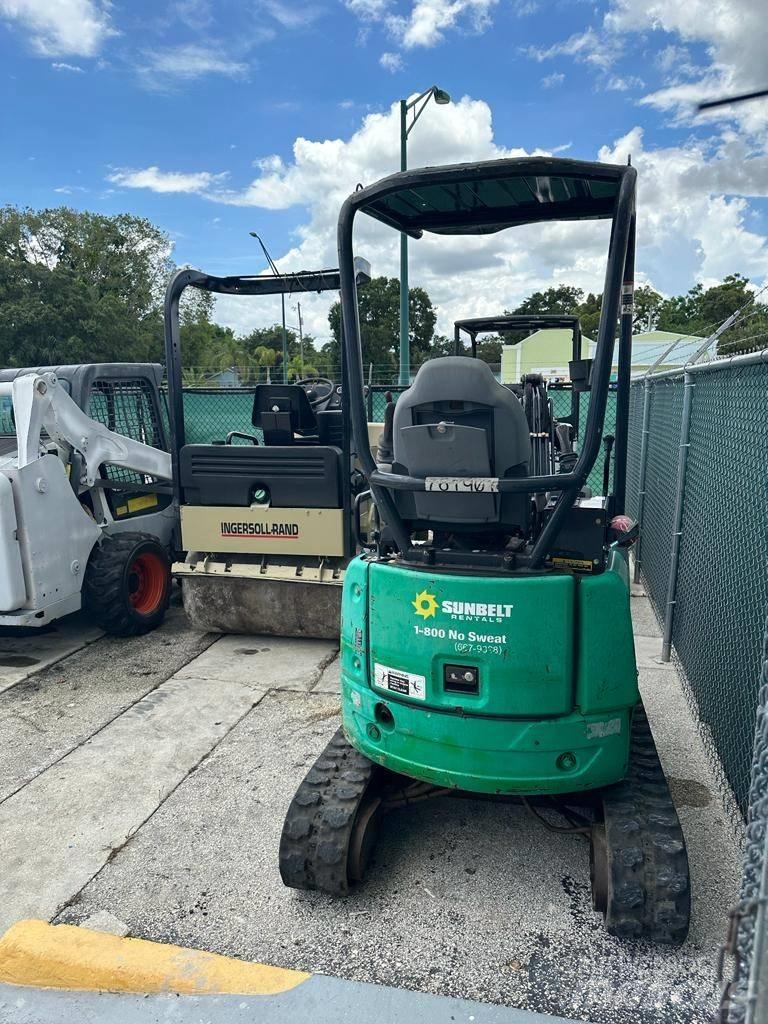 John Deere 17G Mini rýpadla < 7t