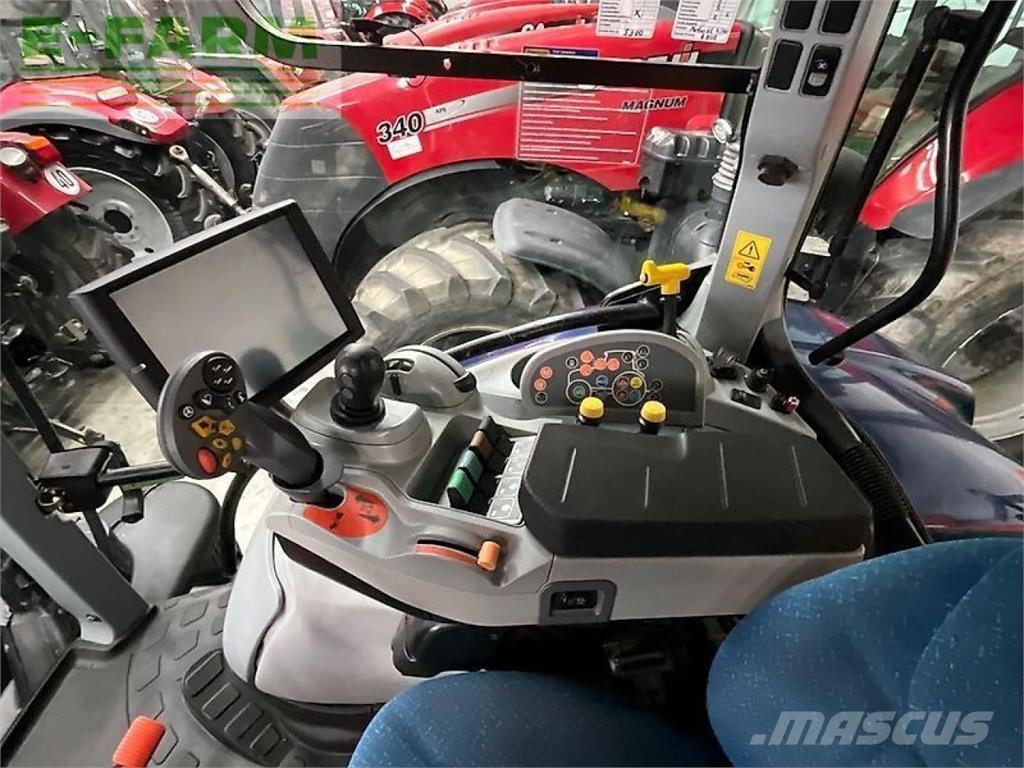 New Holland t7.210 Traktory