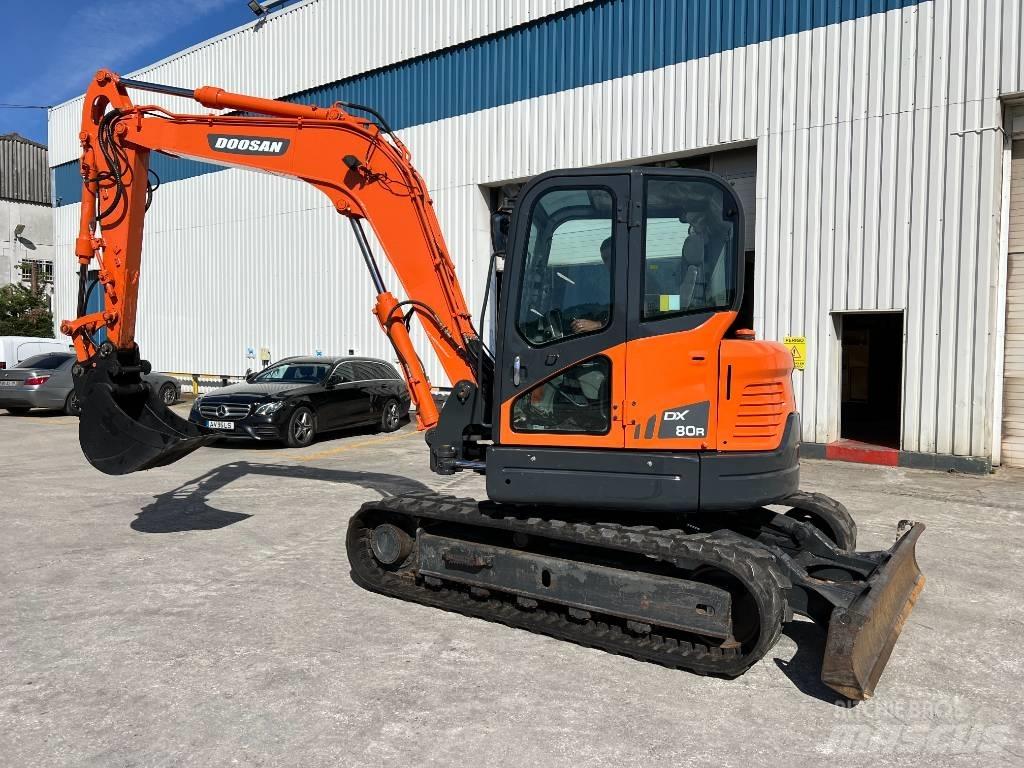 Doosan DX 80 R Midi rýpadla 7t - 12t